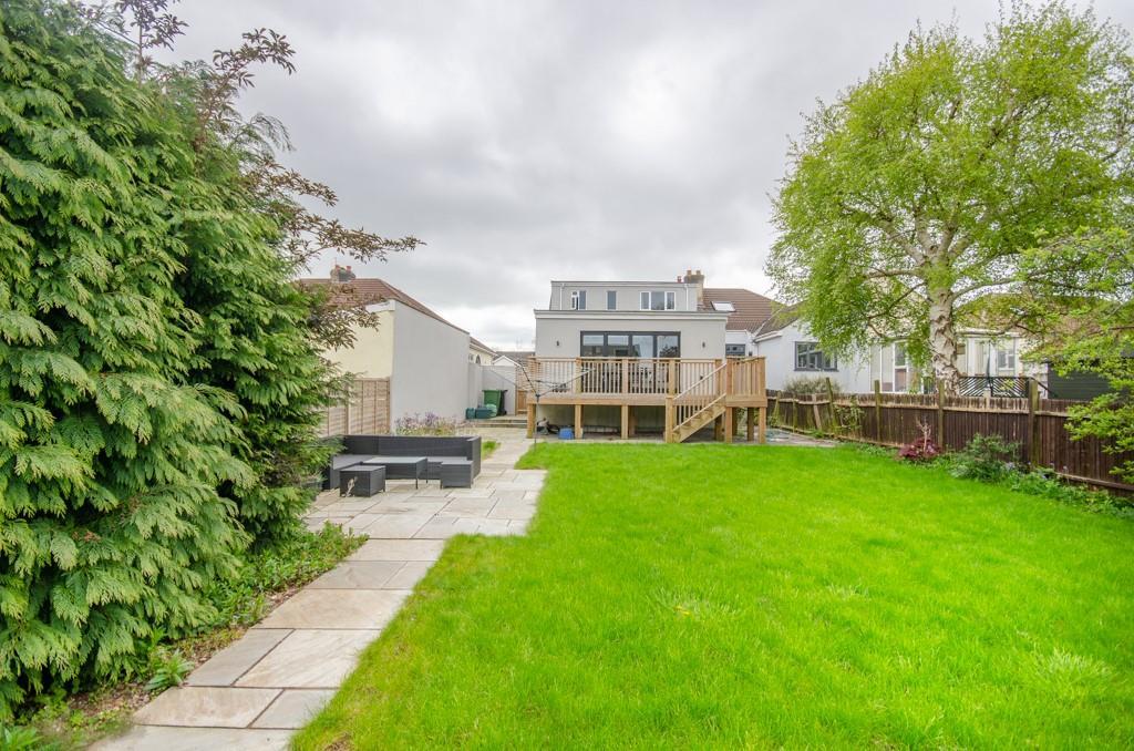 Cleeve Park Road, Downend, Bristol... 4 bed semidetached bungalow for