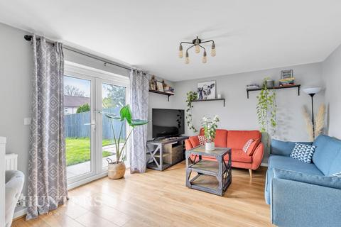 15 Rowan Tree Road, Oldham, OL8 3LG