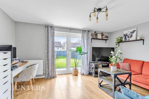 15 Rowan Tree Road, Oldham, OL8 3LG