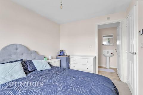 15 Rowan Tree Road, Oldham, OL8 3LG