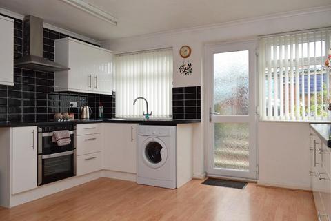 3 Geneva Walk, Chadderton, Oldham, OL9 9AG