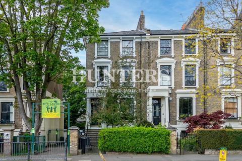 5 bedroom terraced house to rent, Clissold Road, London, N16