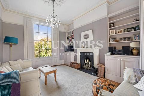 5 bedroom terraced house to rent, Clissold Road, London, N16