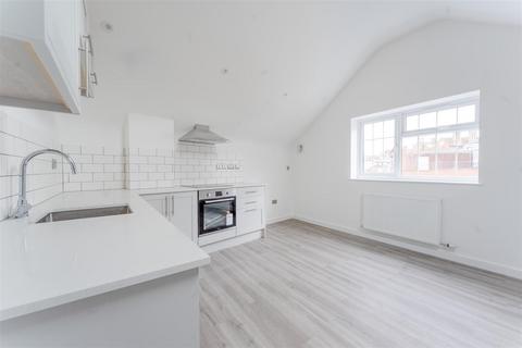 1 bedroom flat to rent, London Road, Guildford