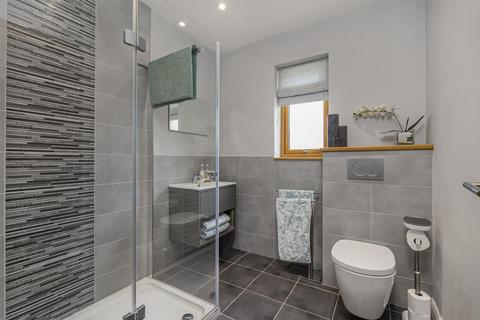 4 Waterfall Meadows, Cleghorn, Lanark, ML11 7TF