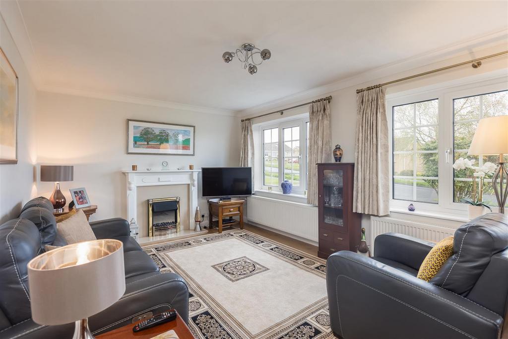 West Pasture 25 Sitting Room-1.jpg