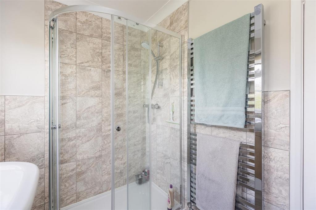 West Pasture 25 Shower Room-2.jpg