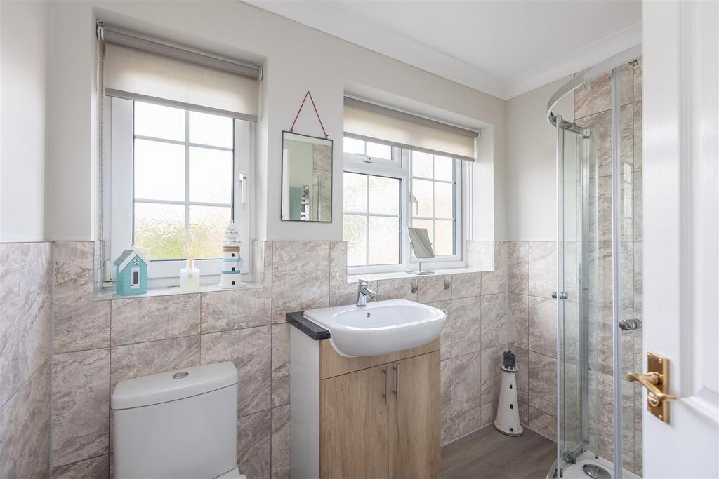 West Pasture 25 Shower Room-1.jpg