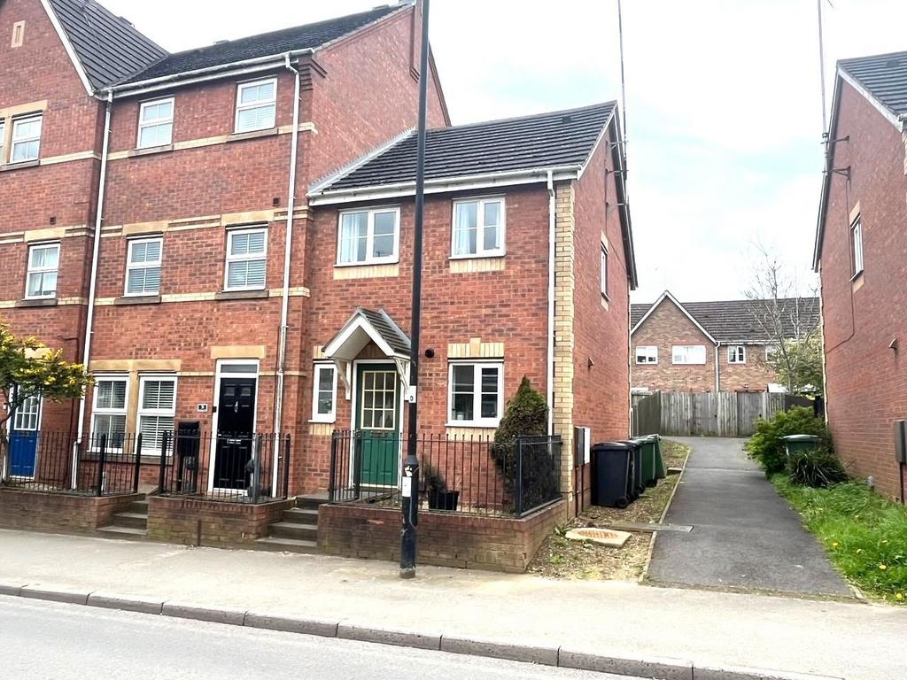 Bulkington Road, Bedworth 2 bed end of terrace house for sale £180,000