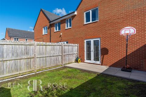 3 bedroom end of terrace house for sale, Assembly Avenue, Leyland