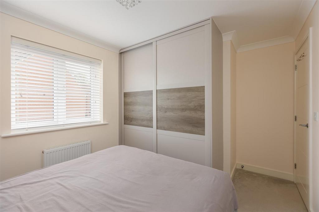 Michaelmas Road 10 Bedroom 2-2.jpg