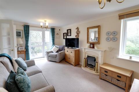 1 bedroom apartment for sale, Manaton Court, Dunheved Road, Launceston, Cornwall, PL15