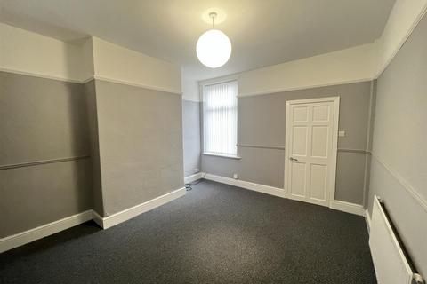 2 bedroom terraced house to rent, Stockholm Road, Stockport SK3