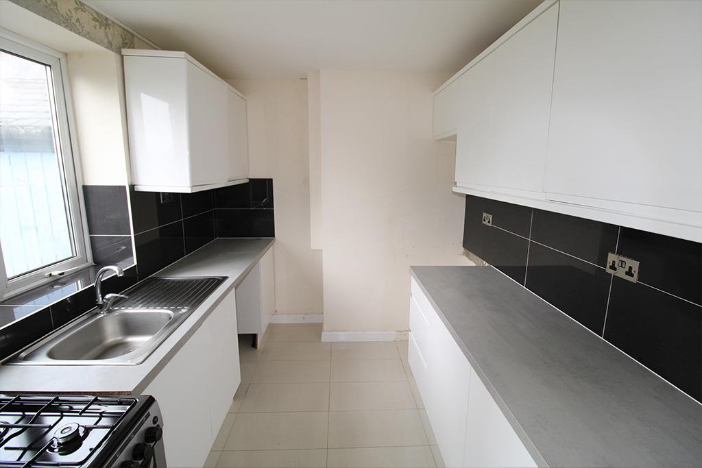 KITCHEN 3.jpeg