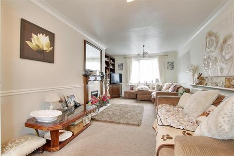 3 bedroom end of terrace house for sale, Russells Ride, Cheshunt