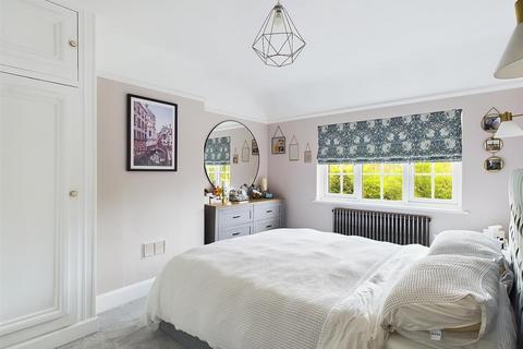 30 Sharps Lane, Ruislip, HA4 7JQ