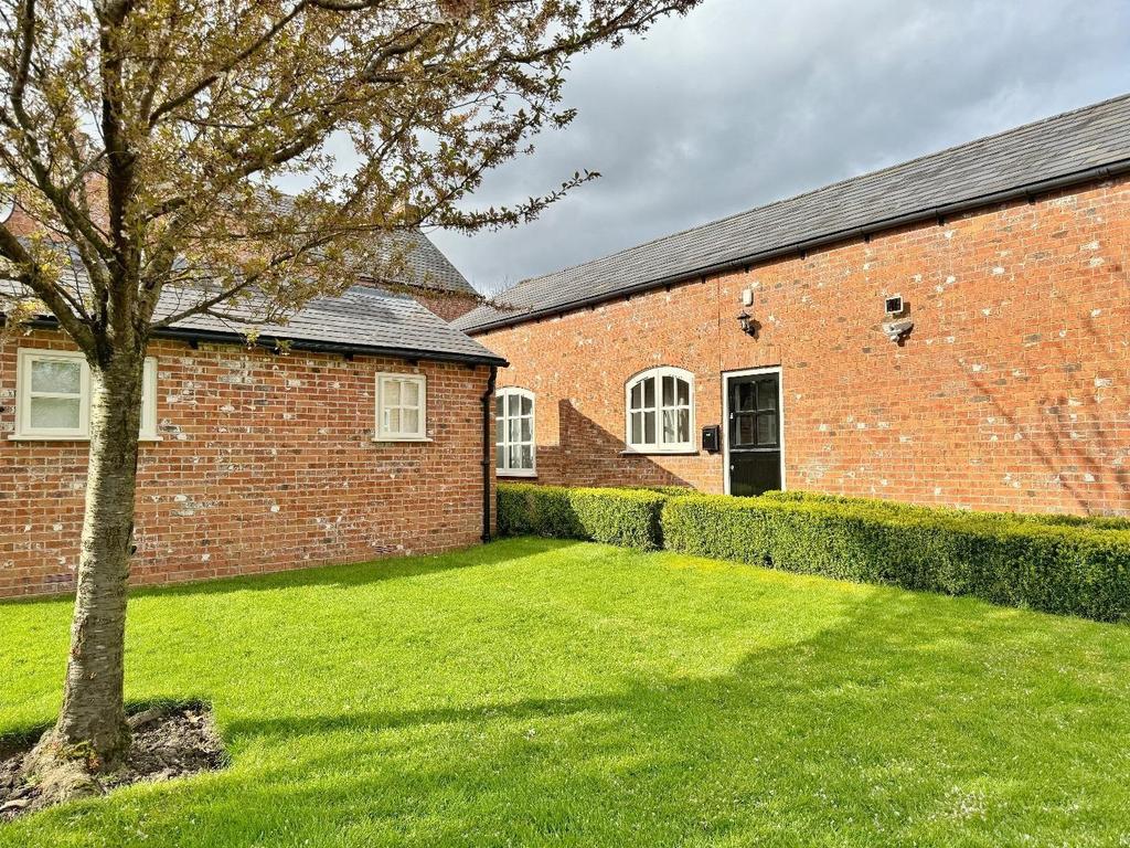 Griffin Farm Drive, Heald Green 3 bed detached bungalow for sale £350,000