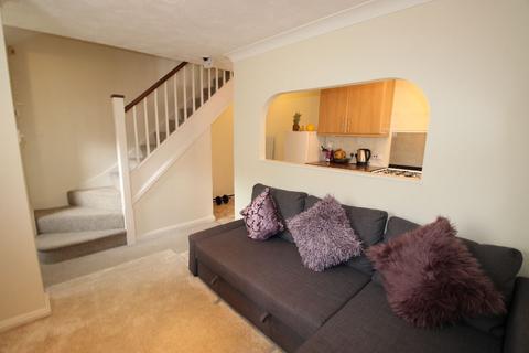 1 bedroom terraced house to rent, Hook RG27