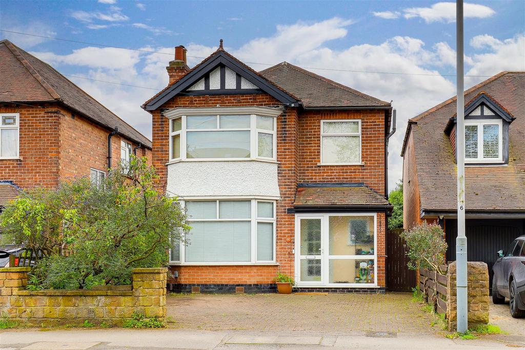 Davies Road, West Bridgford NG2 3 bed detached house for sale £595,000