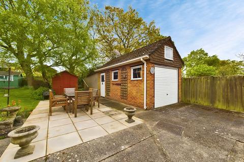 3 bedroom detached bungalow for sale, Beverley Gardens, Southampton SO31