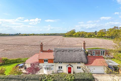 4 bedroom cottage for sale, Lyndhurst Road, Bransgore, Christchurch, BH23