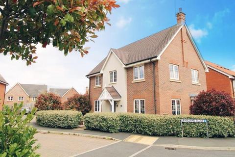 4 bedroom house for sale, Upholland Close, Daventry