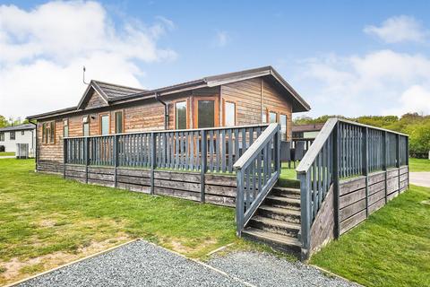 3 bedroom park home for sale, Warren Estate Lodges, Woodham Walter, Maldon