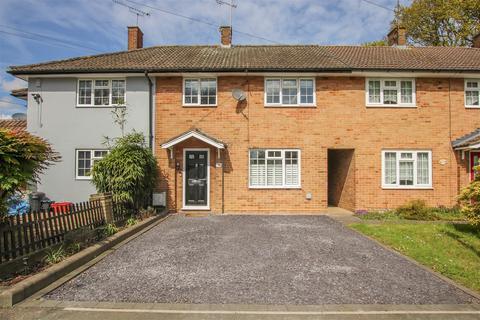 3 bedroom house for sale, Saxon Close, Brentwood