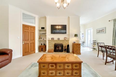 4 bedroom bungalow for sale, Woodmancote, Cirencester