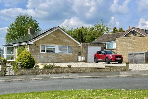 3 bedroom bungalow for sale, Berry Hill Crescent, Cirencester