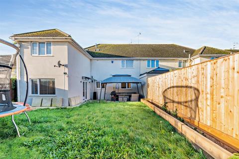 5 bedroom semi-detached house for sale, Weavers Road, Cirencester