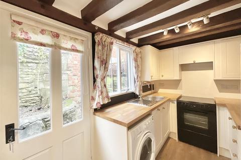 2 bedroom townhouse for sale, Castle Street, Cirencester