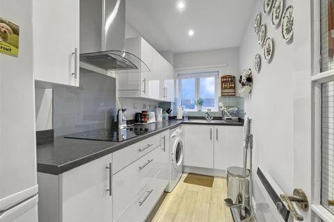 1 bedroom flat for sale, Trafalgar Road, Cirencester