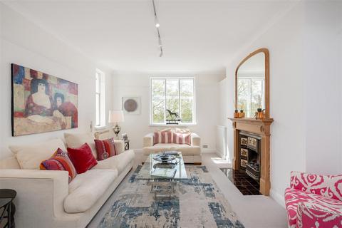2 bedroom flat for sale, Paultons Square, Chelsea, SW3.