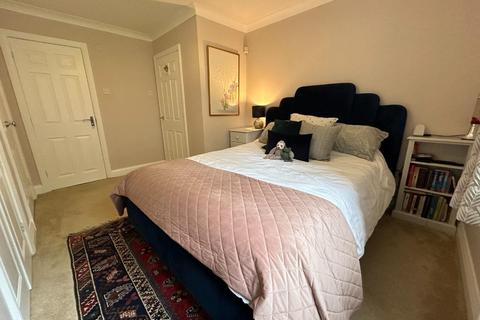 2 bedroom flat for sale, Olive Shapley Avenue, Didsbury