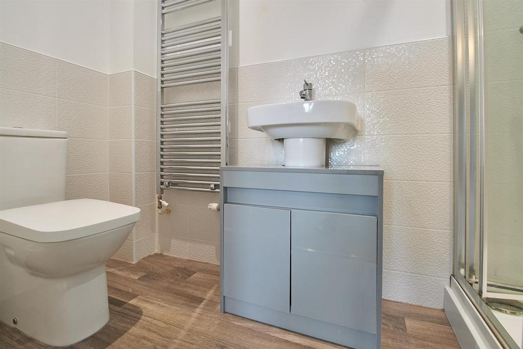 En suite shower room