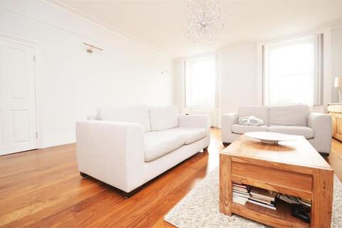 3 bedroom flat to rent, Portland Terrace, Richmond