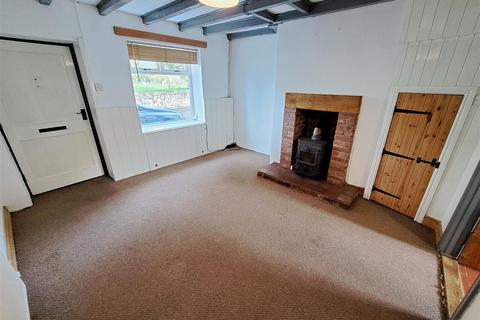 2 bedroom terraced house to rent, Church View, SY22 6