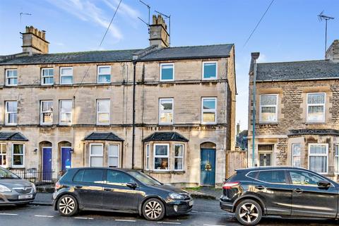 3 bedroom end of terrace house for sale, Ashcroft Road, Cirencester