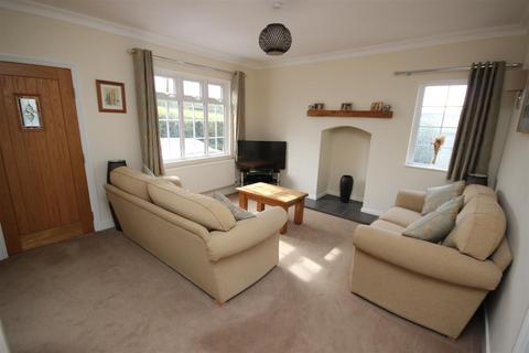 3 bedroom semi-detached house for sale, Yew Tree Lane, Frankley B32
