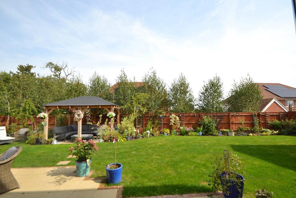 Garden b.JPG