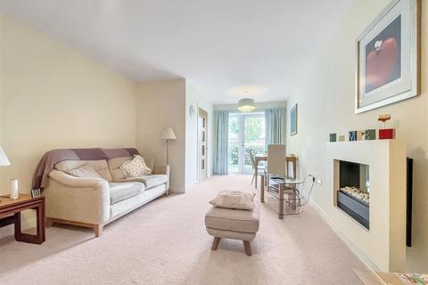 2 bedroom flat for sale, Hammond Way, Cirencester