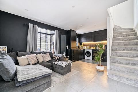 54 Astral Close, Lower Stondon, Henlow, SG16 6EL