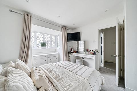 54 Astral Close, Lower Stondon, Henlow, SG16 6EL