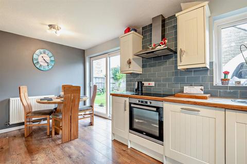 4 bedroom detached house for sale, Oak Way, South Cerney