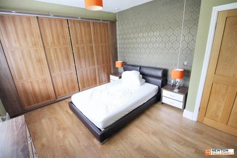 3 bedroom semi-detached house for sale, Shepherds Green Road, Erdington, Birmingham