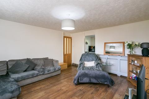 3 bedroom flat for sale, Calder Grove, Edinburgh, EH11