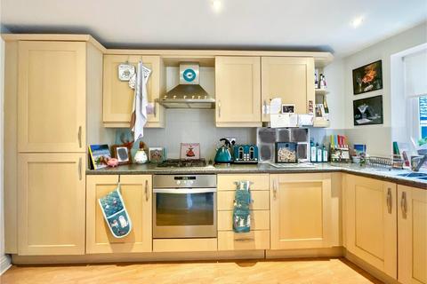2 bedroom flat for sale, Cirencester Town