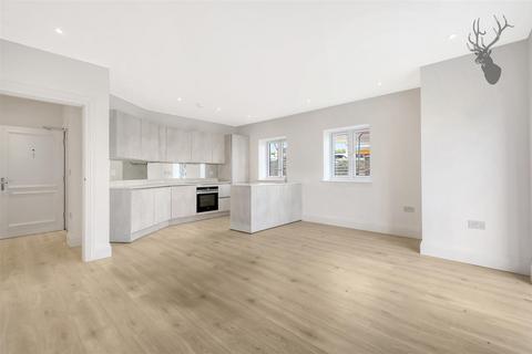 1 bedroom apartment for sale, Crossways, Manor Road, Chigwell