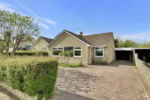 3 bedroom bungalow for sale, North Hill Road, Cirencester